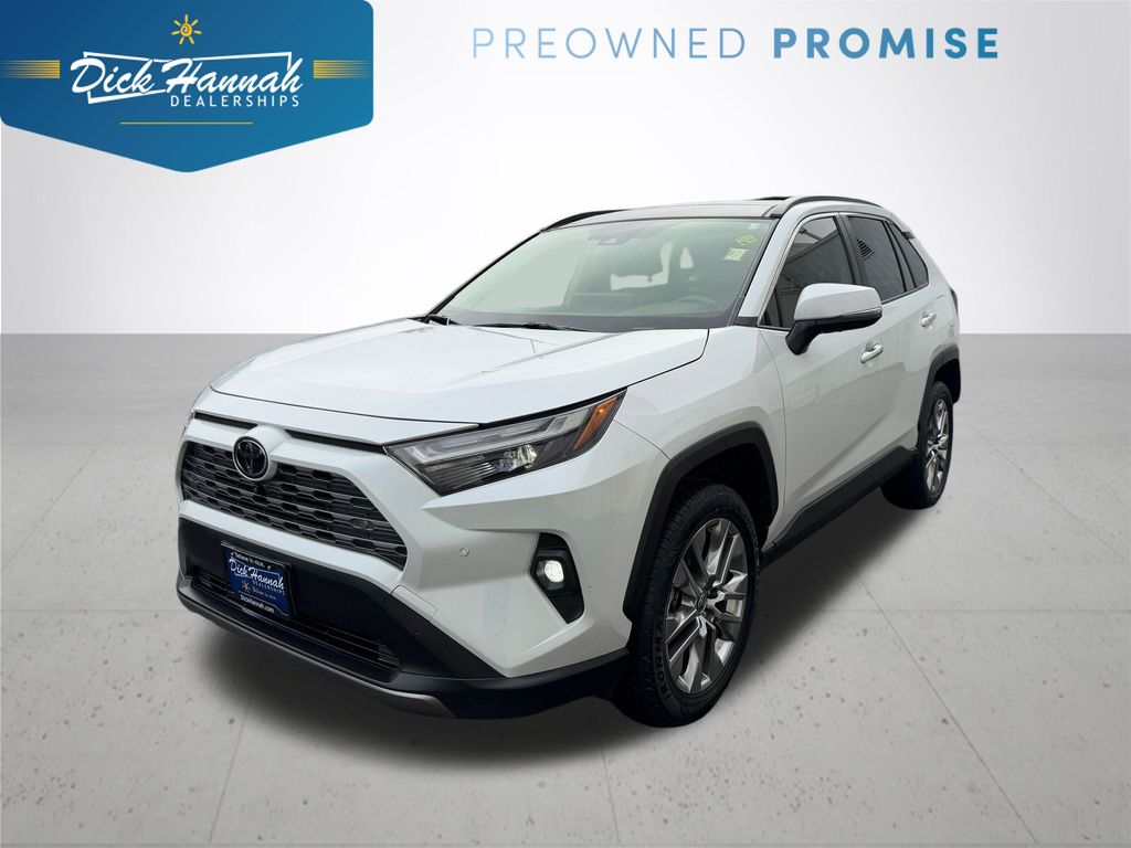 2023 Toyota RAV4 Limited's photo