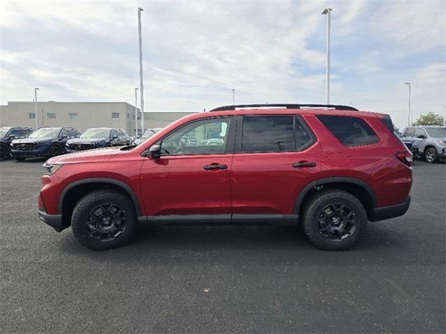 2025 Honda Pilot TrailSport photo 4