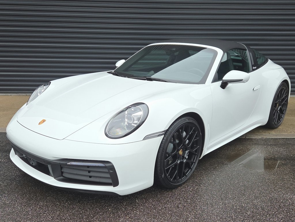 2024 Porsche 911 Base's photo