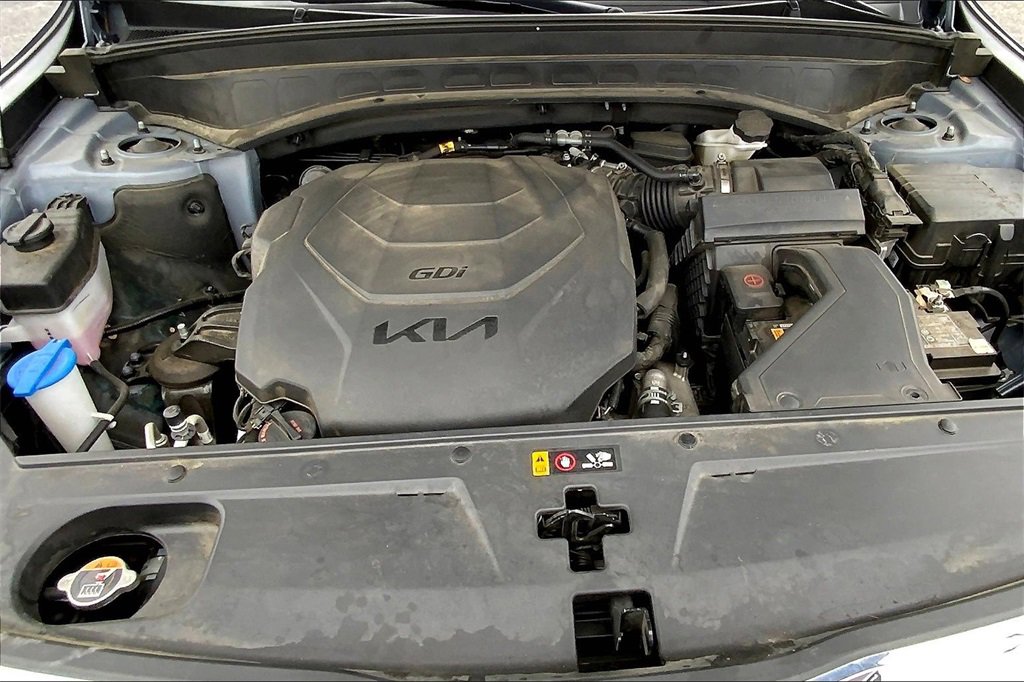 2022 Kia Telluride LX photo 10