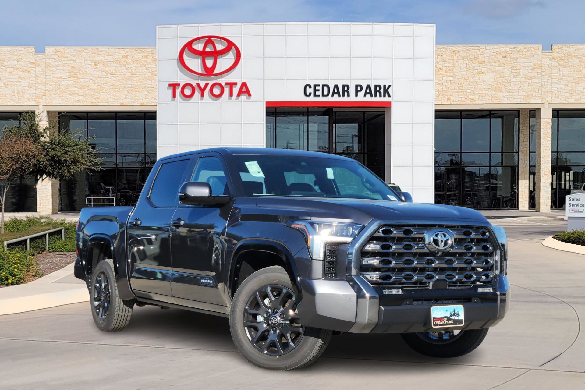 2026 Toyota Tundra Platinum's photo