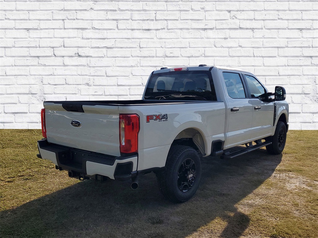 2026 Ford F-250 XL photo 2