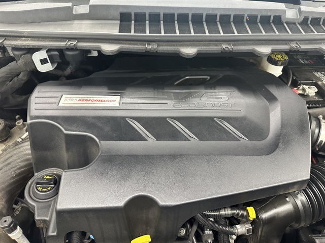 2020 Ford Edge ST photo 37