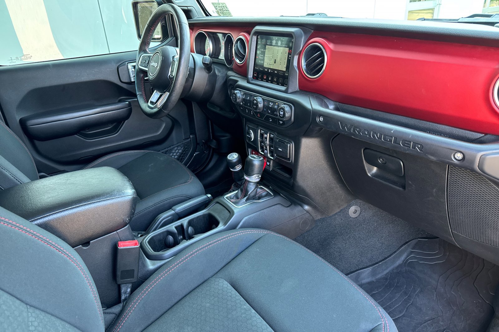 2018 Jeep Wrangler Unlimited Rubicon photo 14