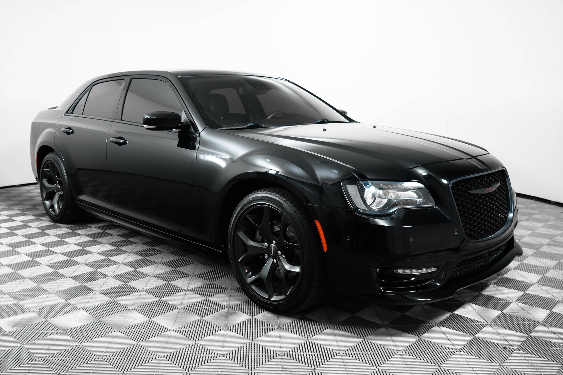 2021 Chrysler 300 S's photo