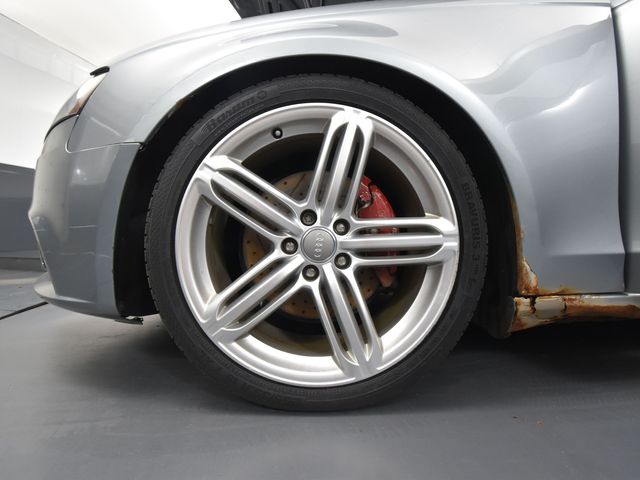 2010 Audi A4 2.0T Avant Premium Plus Quattro photo 12