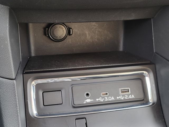 2024 Subaru Ascent Premium photo 19