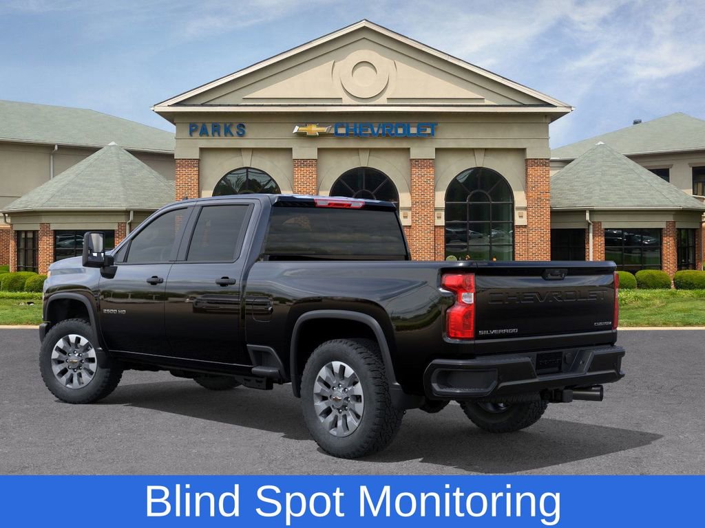 2026 Chevrolet Silverado 2500HD Custom photo 3