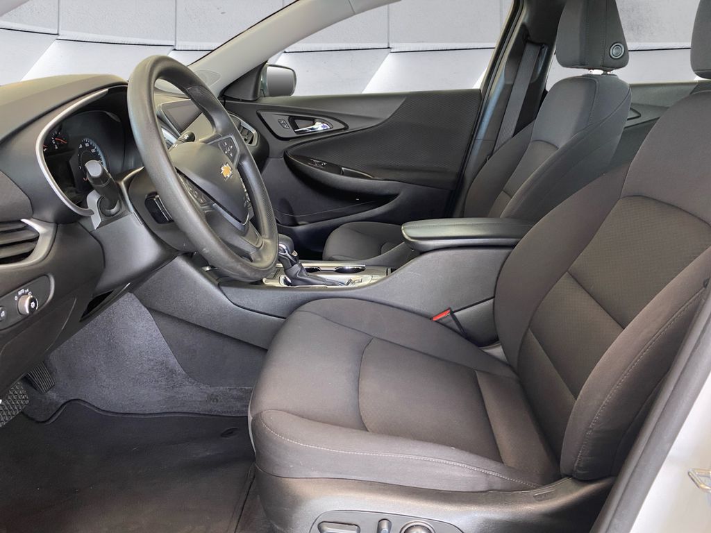 2022 Chevrolet Malibu 1LT photo 7