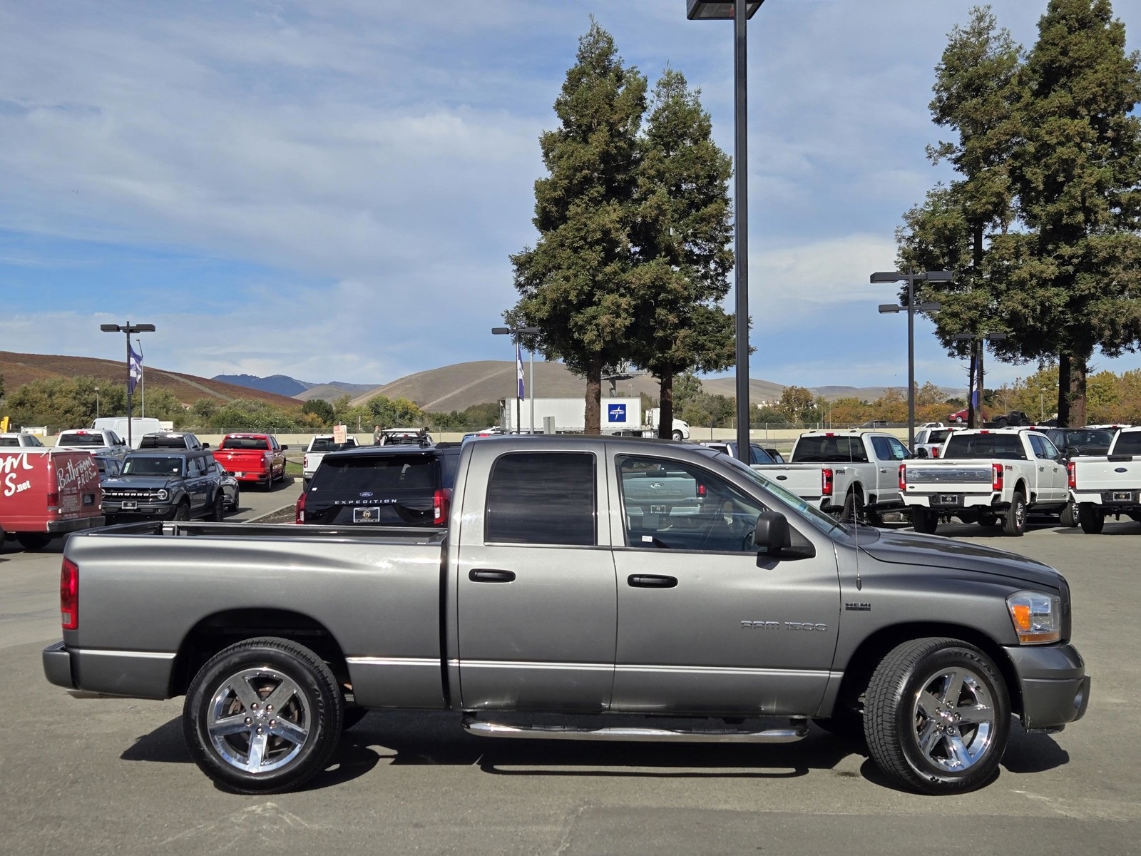 2006 Dodge Ram SLT photo 3