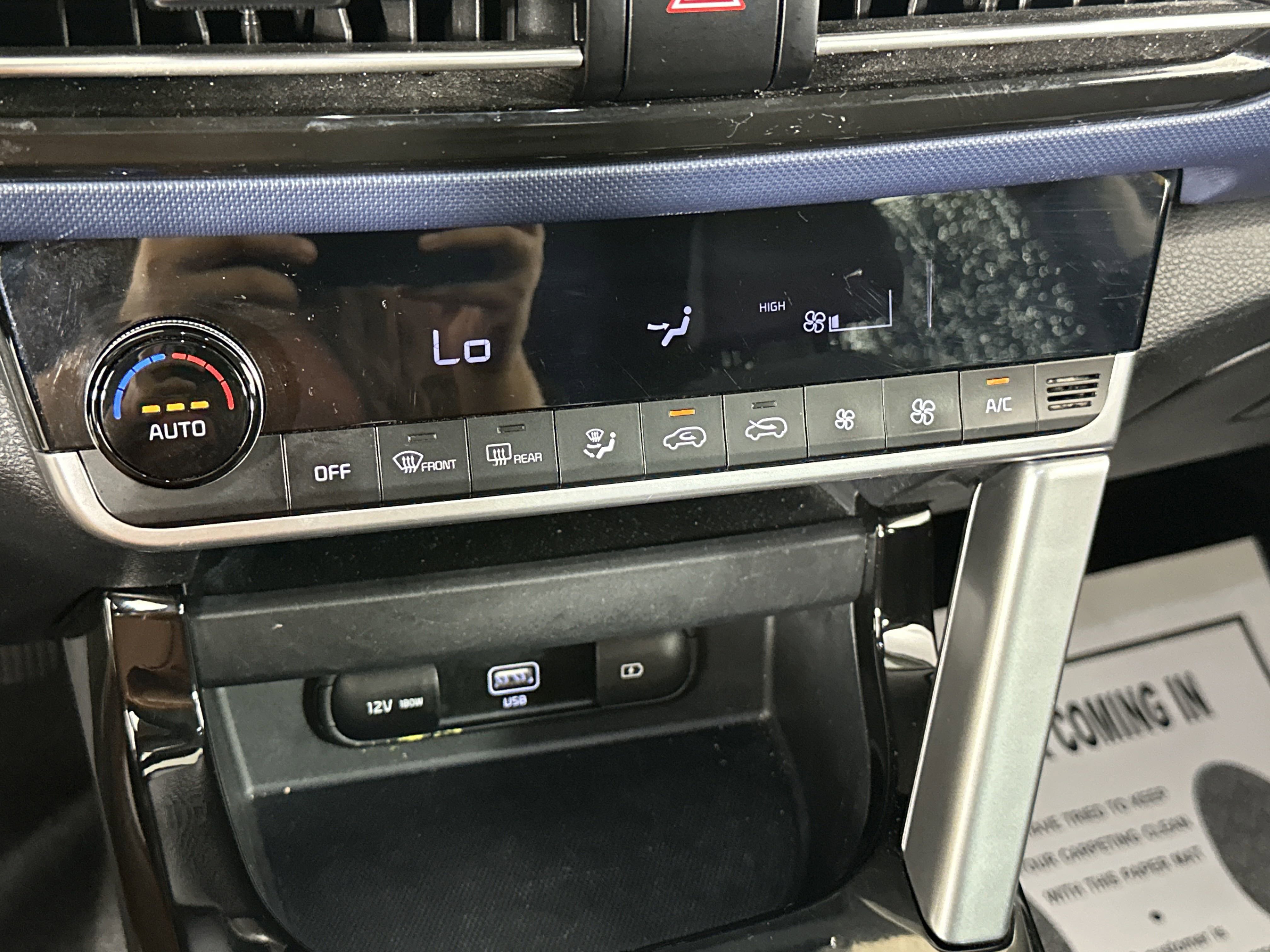 2023 Kia Seltos Nightfall Edition photo 8