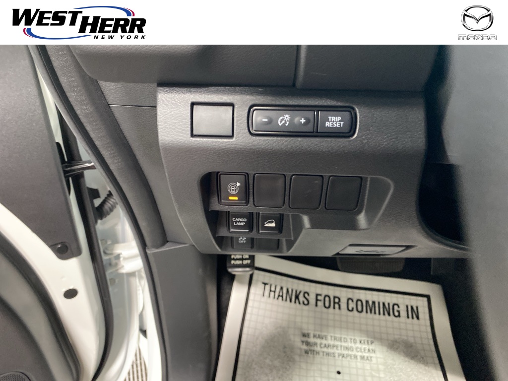 2025 Nissan Frontier SV photo 17