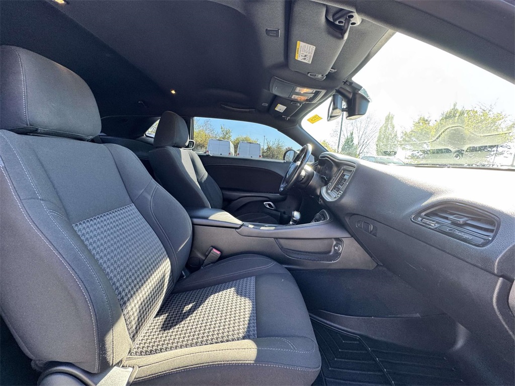 2020 Dodge Challenger SXT photo 14