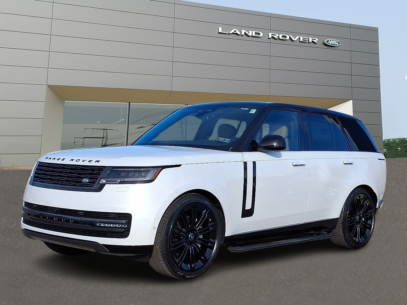 2025 Land Rover Range Rover SE's photo