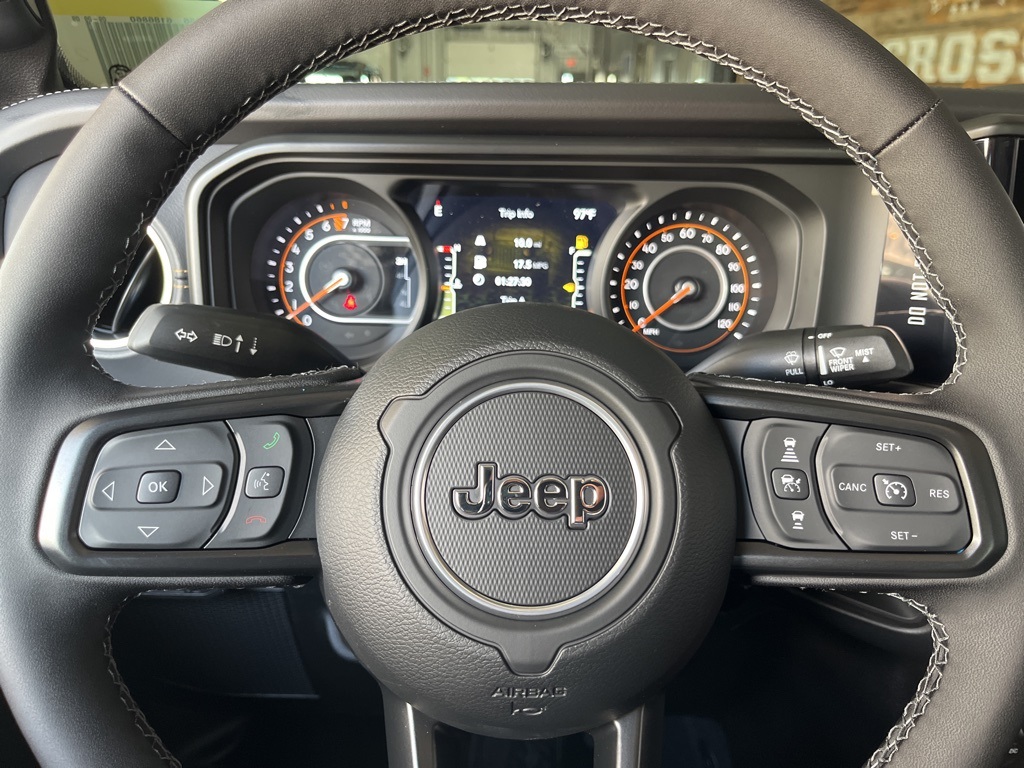 2025 Jeep Gladiator Sport photo 44