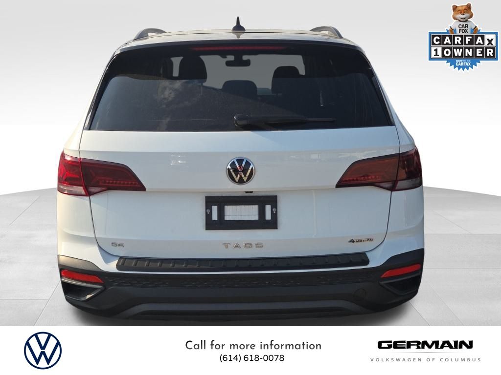 2024 Volkswagen Taos SE photo 3