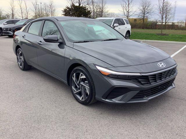 2025 Hyundai Elantra Hybrid SEL Sport photo 3