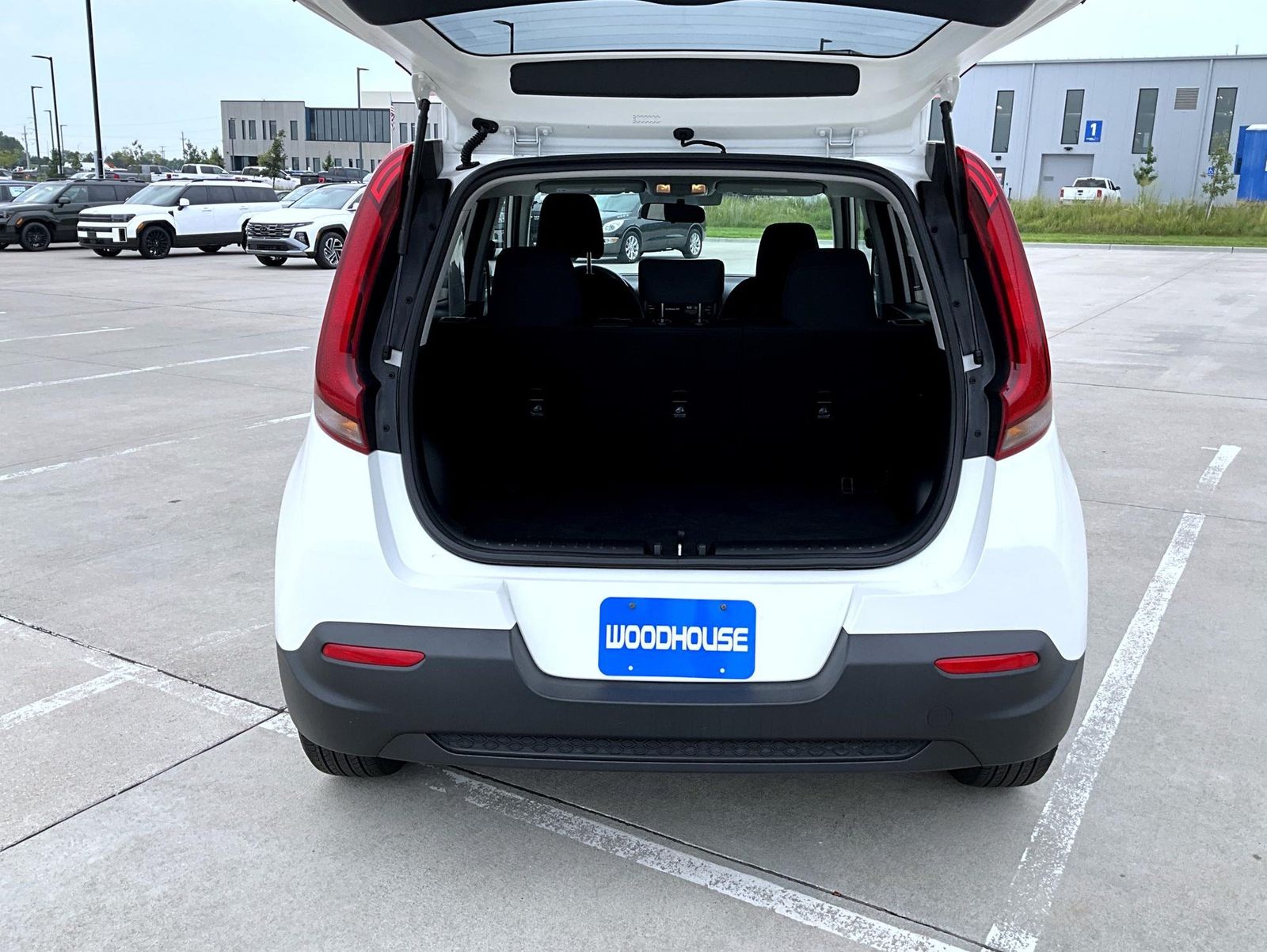 2022 Kia Soul LX photo 9