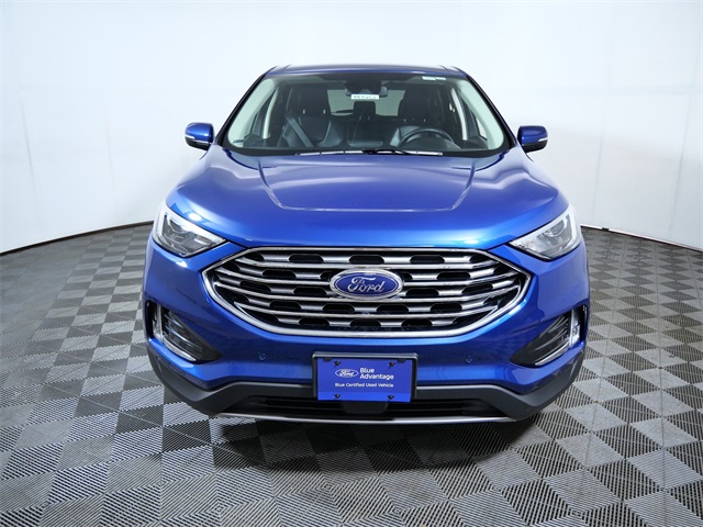 2022 Ford Edge Titanium photo 3