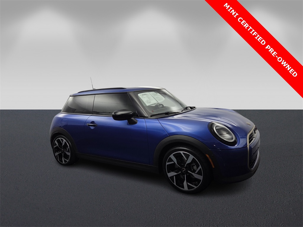 2025 MINI Hardtop 2 Door S's photo