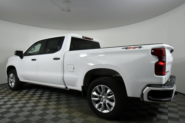 2025 Chevrolet Silverado 1500 Custom photo 12