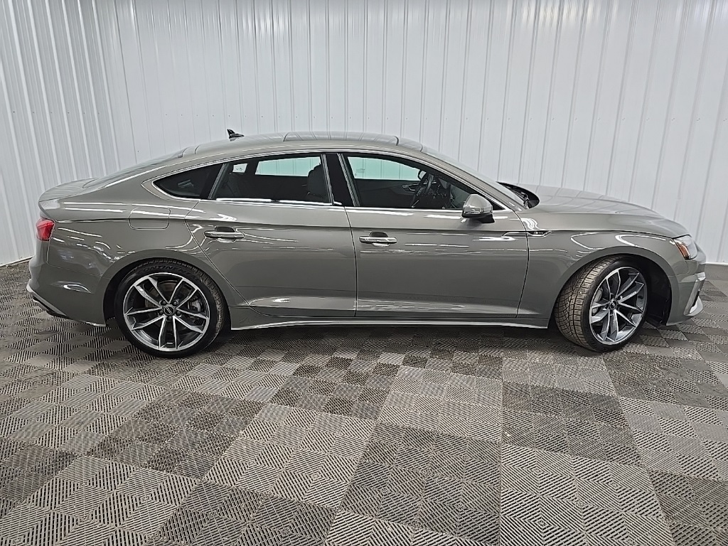 2024 Audi A5 45 S line Premium Quattro photo 2