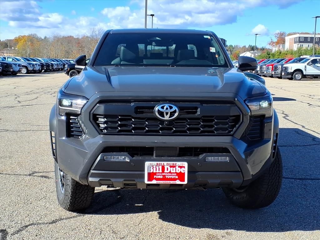 2025 Toyota Tacoma TRD Off-Road 4x4 Double Cab photo 2