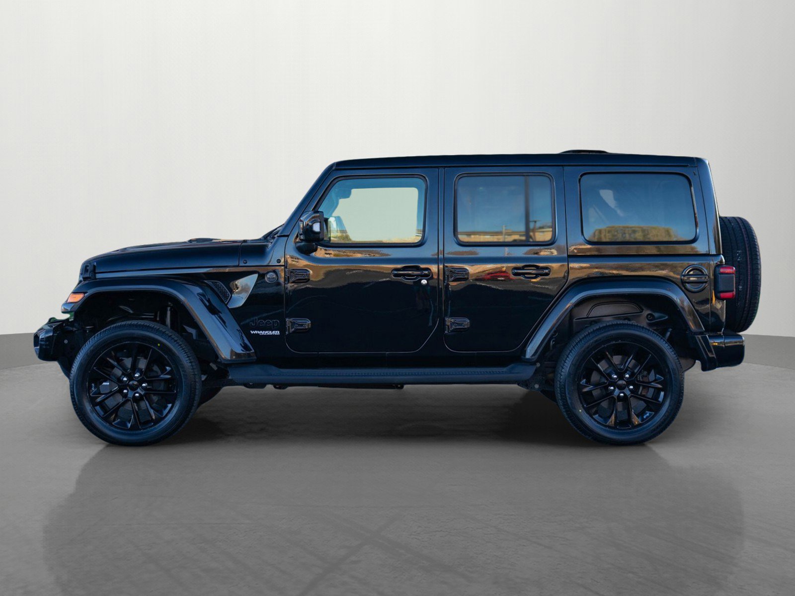 2022 Jeep Wrangler Unlimited Sahara High Altitude photo 4