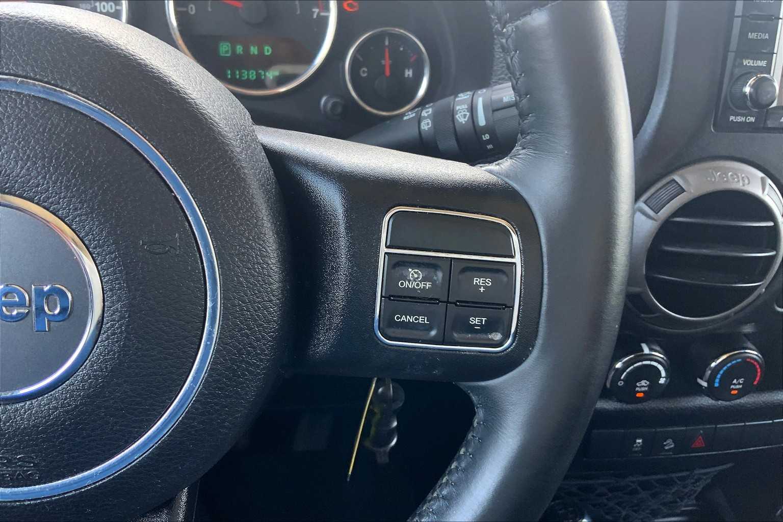 2016 Jeep Wrangler Unlimited Sport photo 22