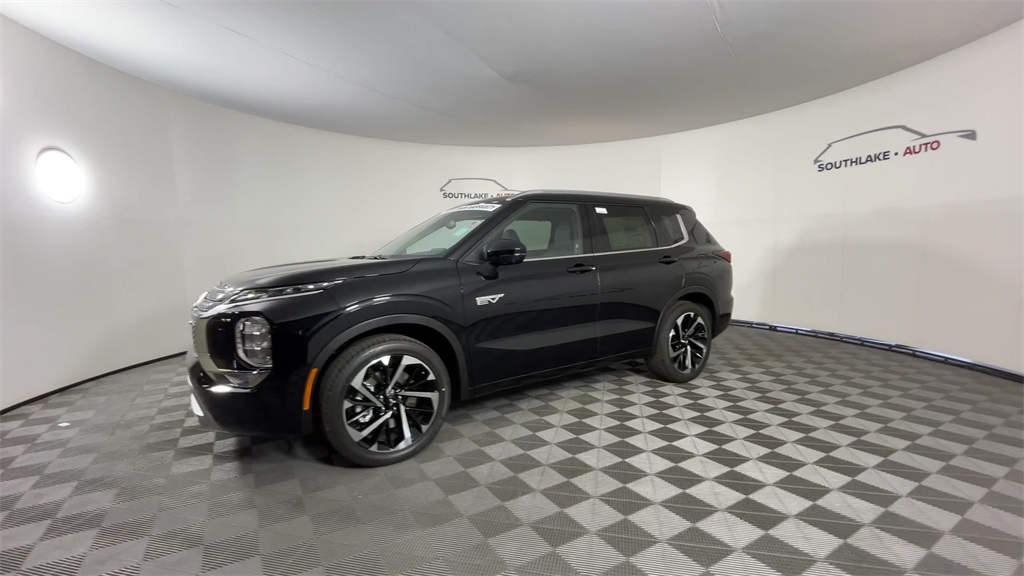 2025 Mitsubishi Outlander PHEV SEL photo 4