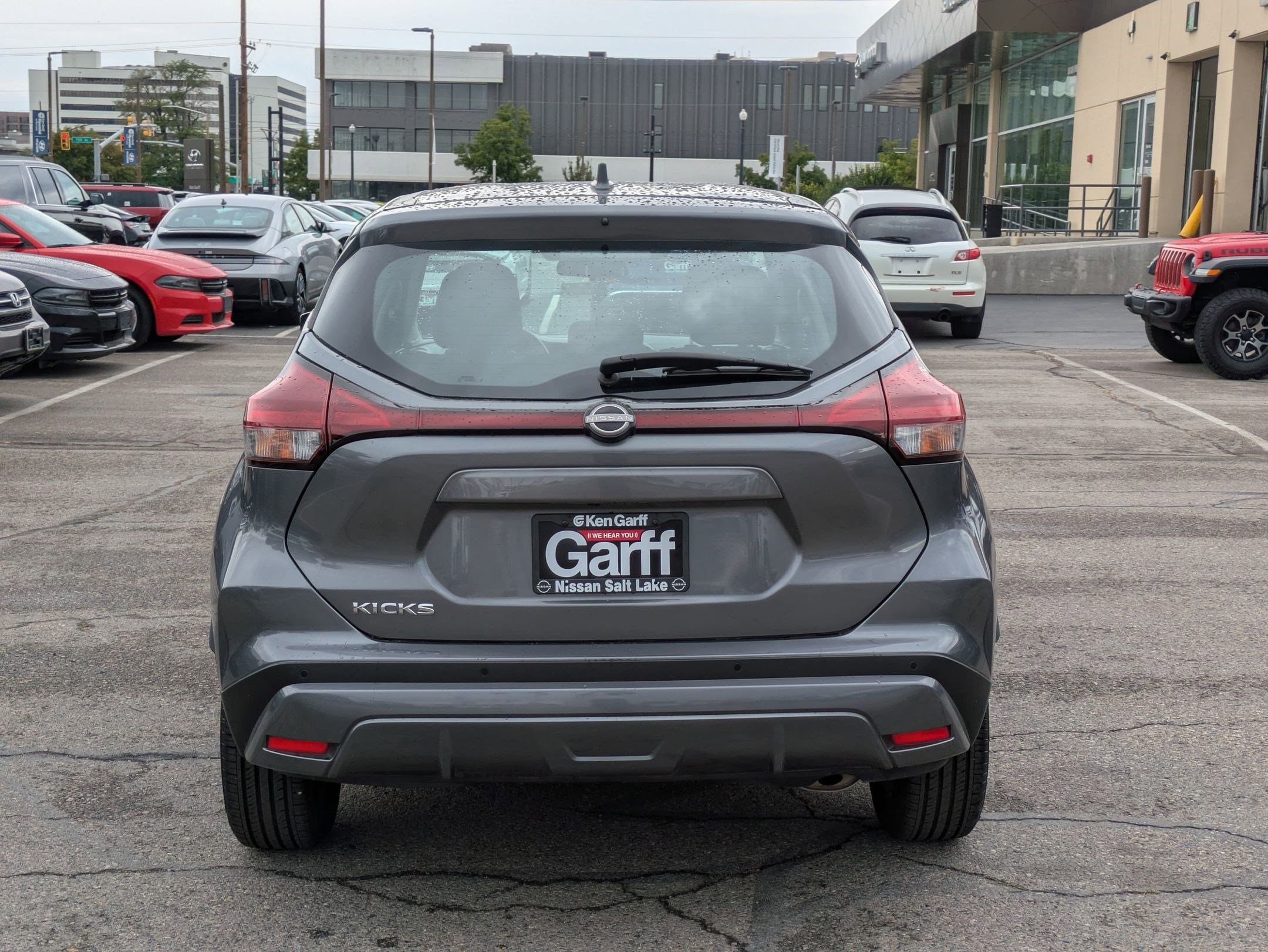 2023 Nissan Kicks S photo 4