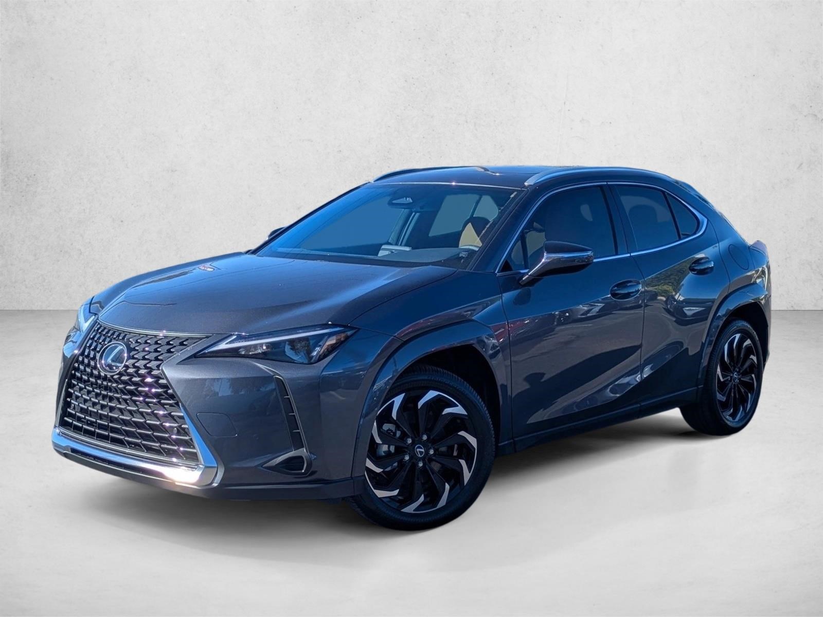 2025 Lexus UX Hybrid 300h Premium's photo