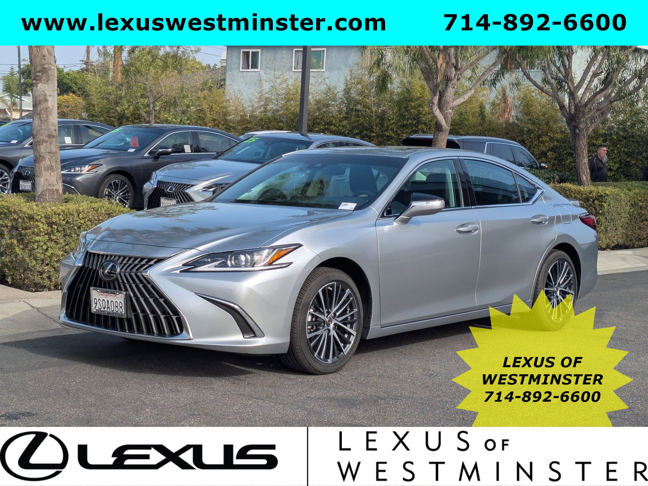 2025 Lexus ES Hybrid 300h's photo
