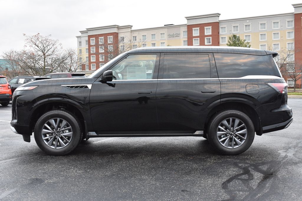 2026 Infiniti QX80 Pure photo 2