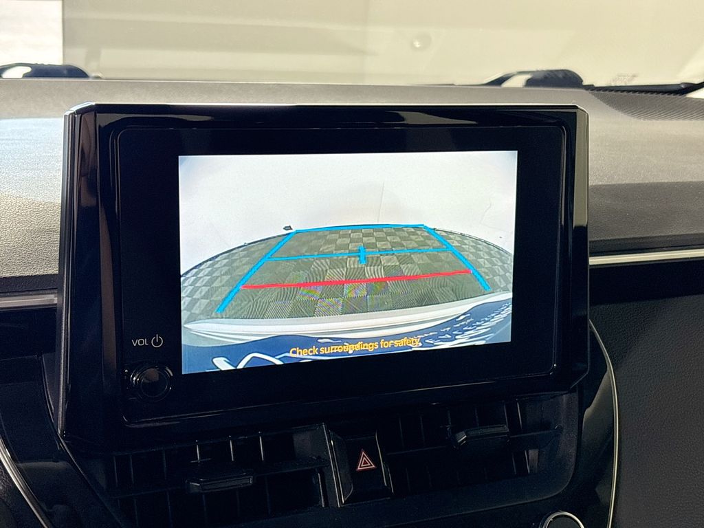 2023 Toyota Corolla LE photo 16