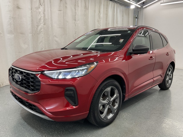 2024 Ford Escape ST-Line photo 4