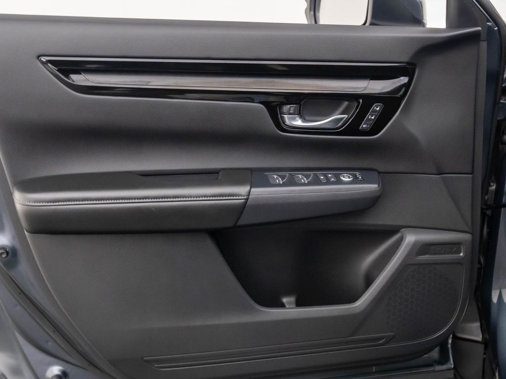 2026 Honda CR-V EX-L photo 11