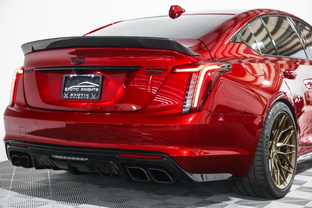 2023 Cadillac CT5 V photo 7