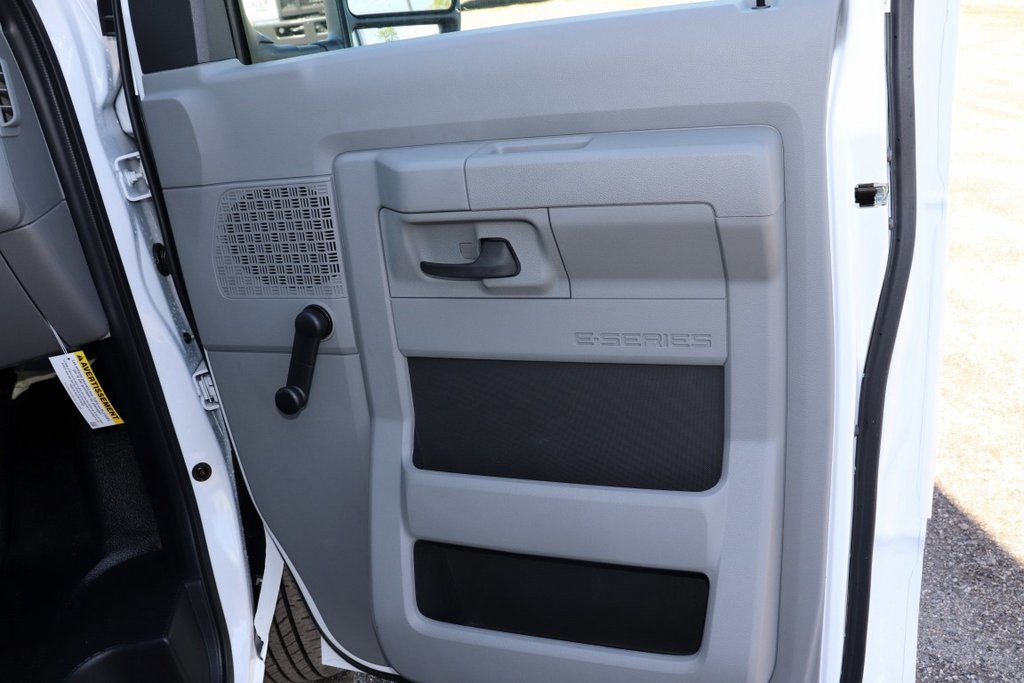 2026 Ford E-350 Base photo 15