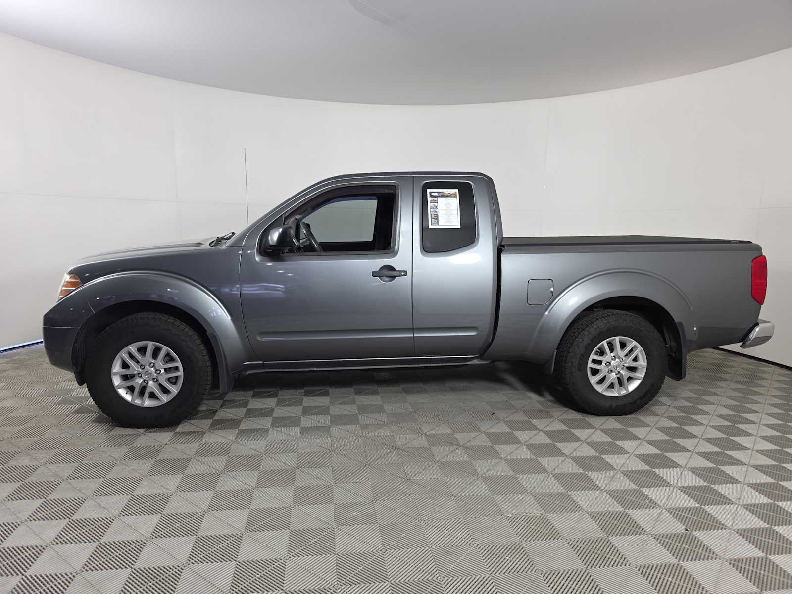 2018 Nissan Frontier SV photo 4