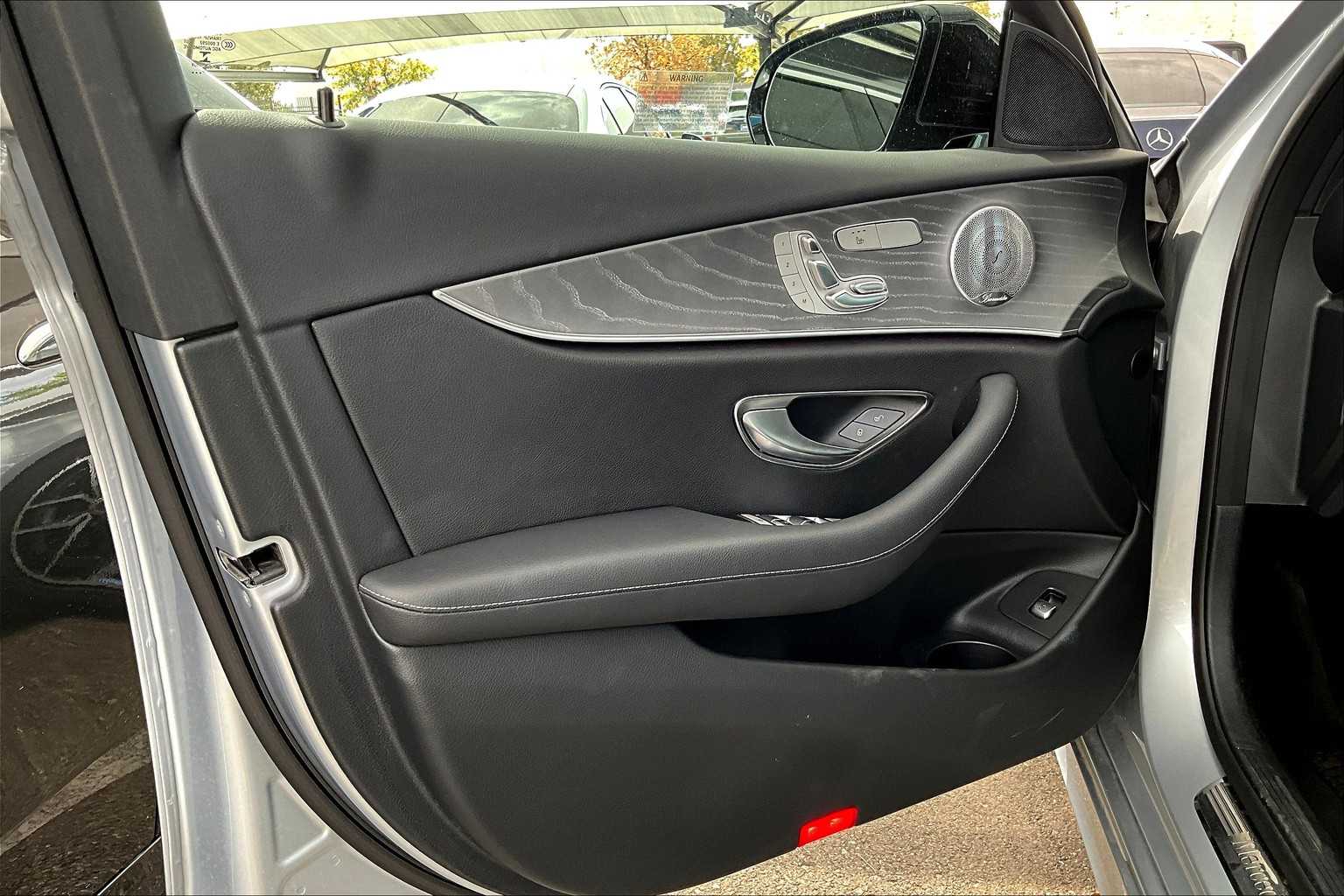 2021 Mercedes Benz E 350 photo 19