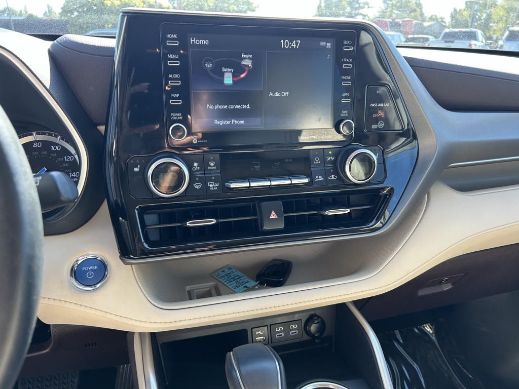 2022 Toyota Highlander Hybrid XLE photo 16