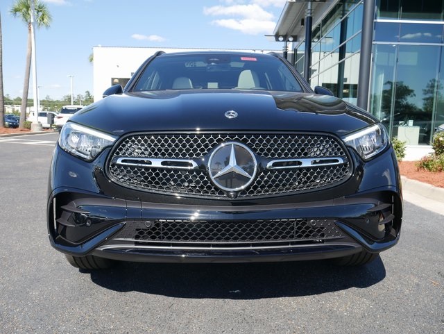 2026 Mercedes Benz GLC 300 photo 2