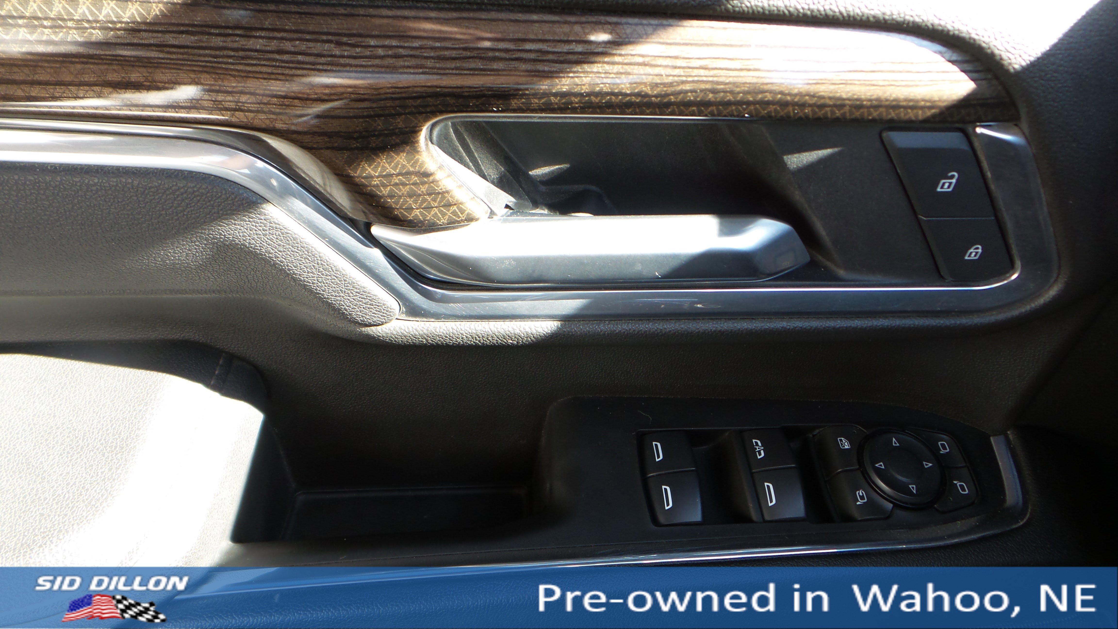 2025 Chevrolet Silverado 2500HD LT photo 12