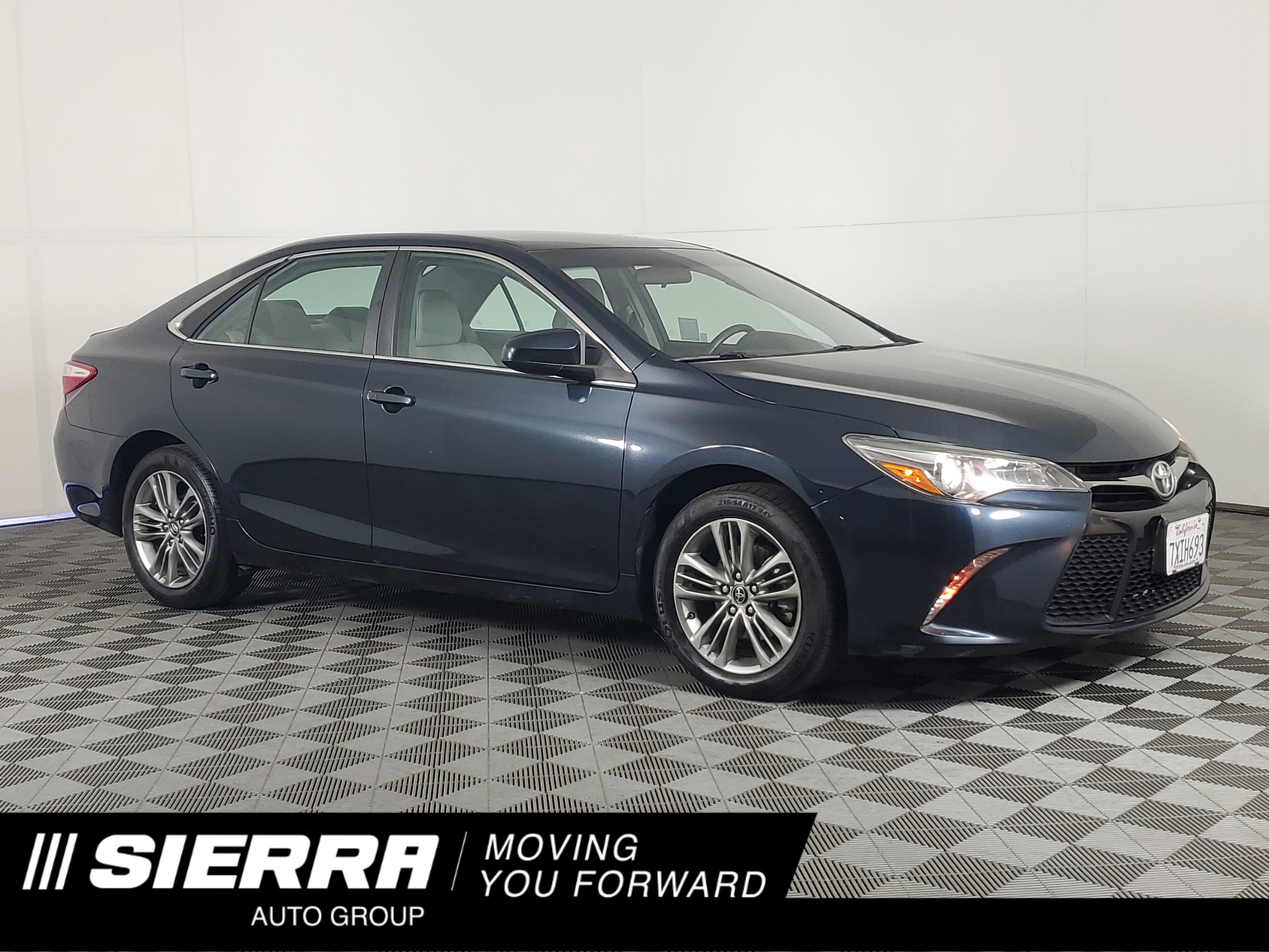 Used 2017 Parisian Night Pearl Toyota SE image 1