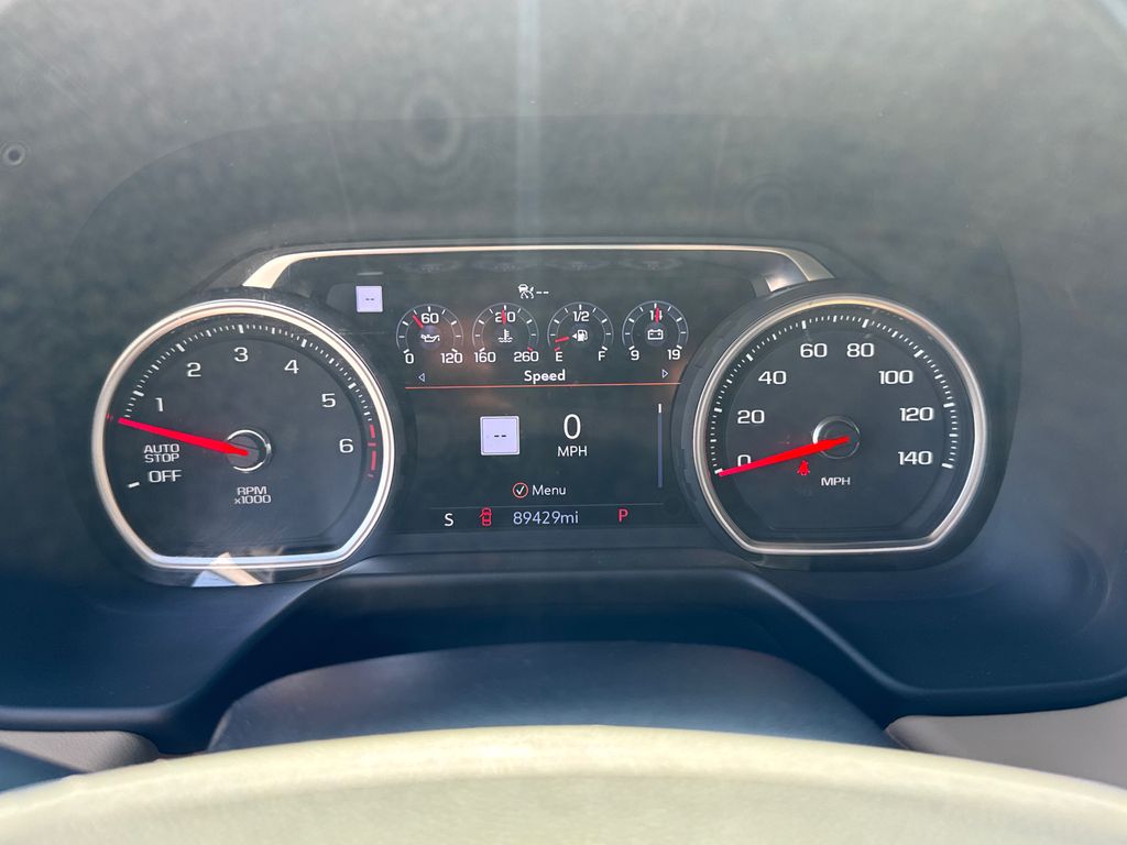 2021 Chevrolet Suburban Premier photo 30