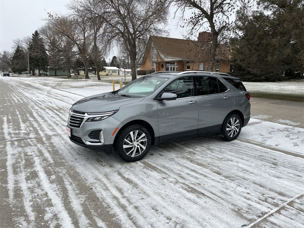 2023 Chevrolet Equinox Premier's photo