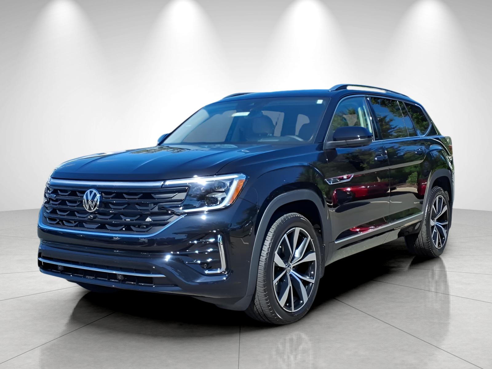 2026 Volkswagen Atlas SEL Premium R-Line's photo