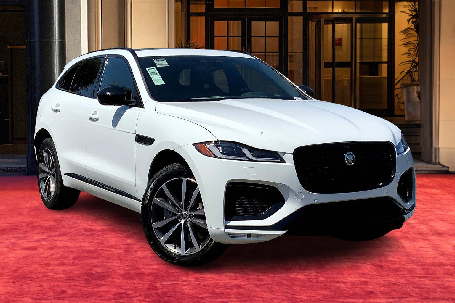 2026 Jaguar F-PACE P400 R-Dynamic S photo 2