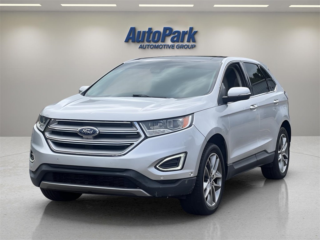 2016 Ford Edge Titanium photo 3
